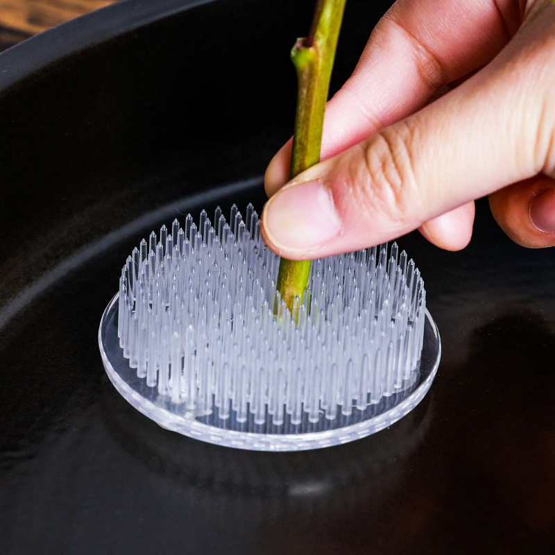 Ikebana Vase Kenzan - ラウンドikibana kenzanフラワーフロッグサクションカップ、プラスチックフラワーワインターアート、固定ラバーベースホルダー、フローラルデコレーションポット花瓶