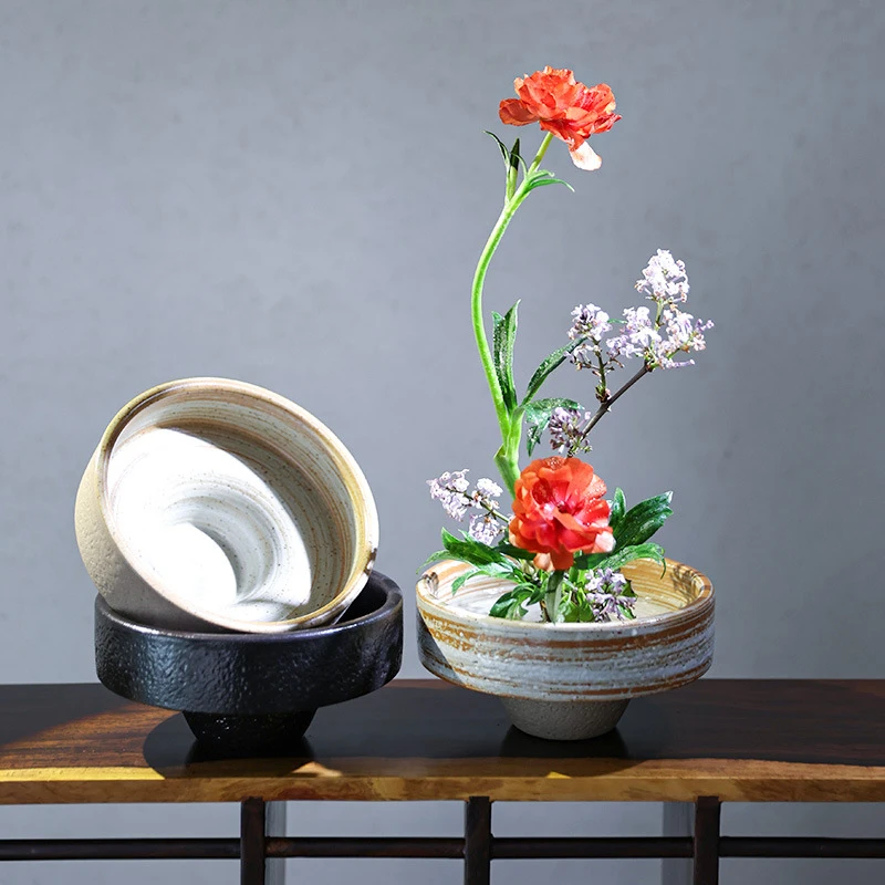 日本の妖精のカエルのセラミック花の花瓶、ikebana花の配 - Ikebana Vase Kenzan のレビューと価格